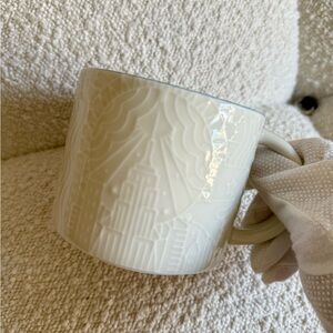 Starbucks Reserve NYC Empire State Building 2025 White Ceramic Mug Artist Collab